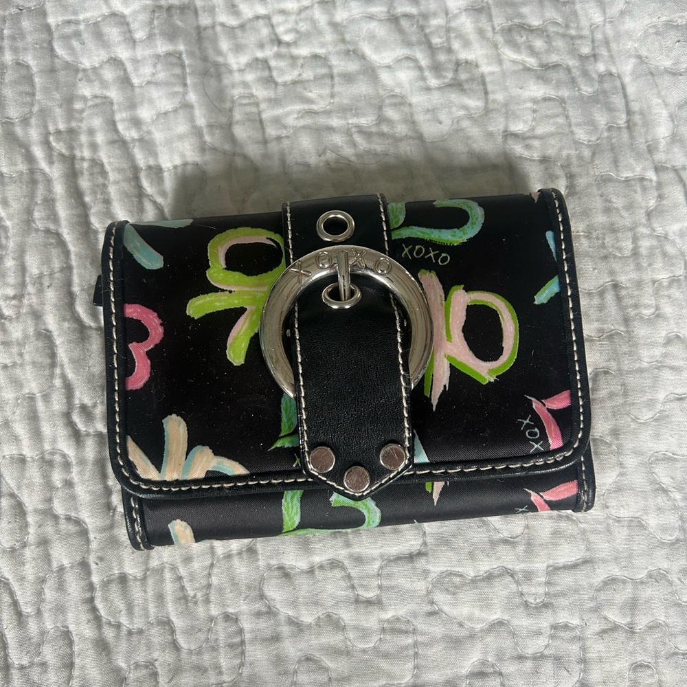 XOXO Y2K wallet
